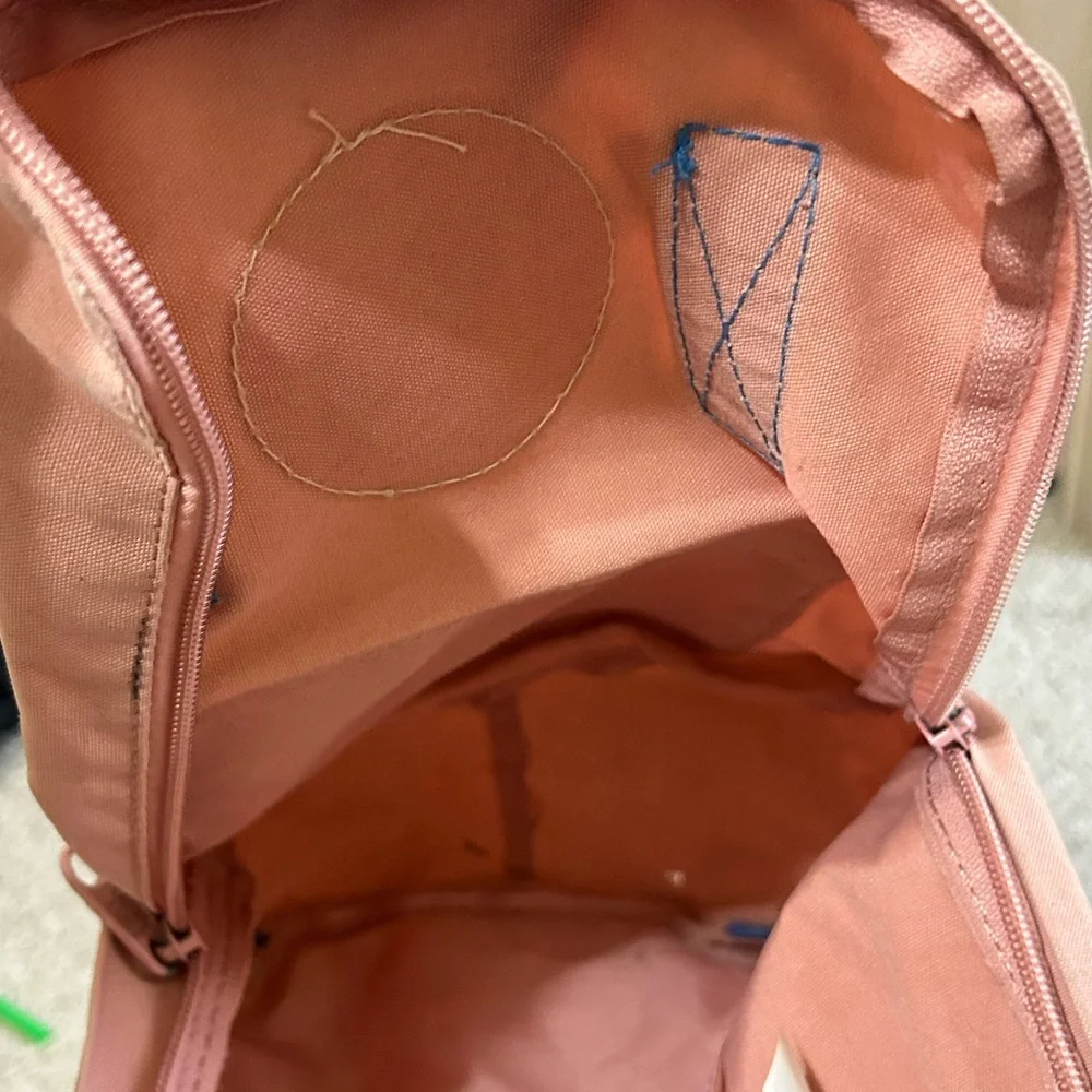 KÅNKEN SLING Mini Backpack Soft Pink  Blue Accents Travel Outdoor Hiking Pockets